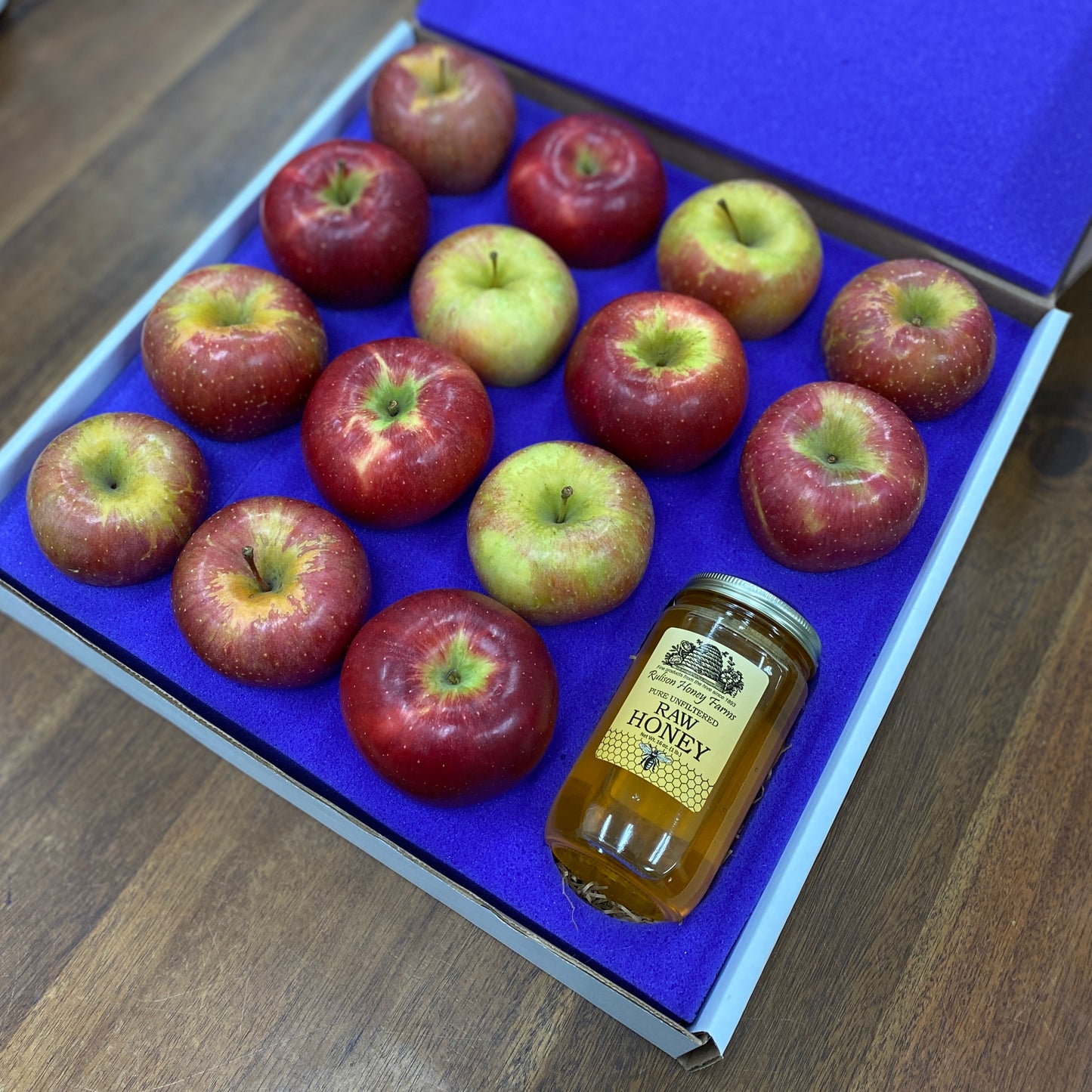 Box of 14 Apples + Raw Honey